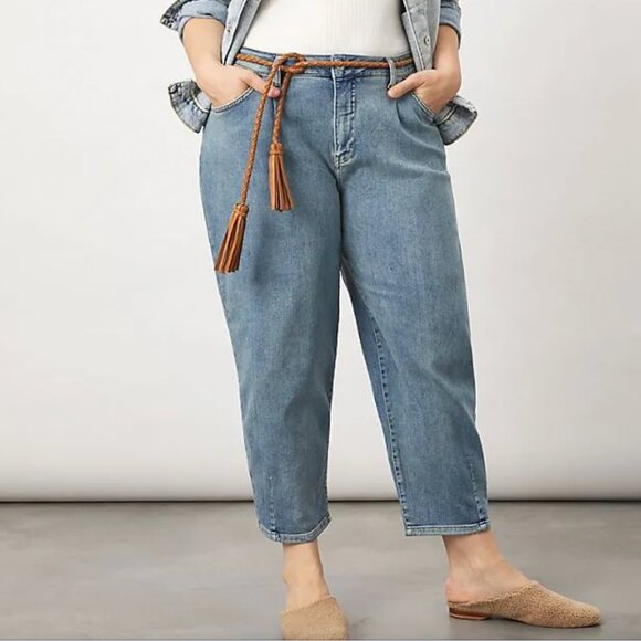 Anthropologie Pilcro Barrel Pant with Pleats - Picture 3 of 14